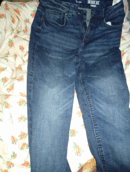 3 perechi de blugi supțiri pentru fete