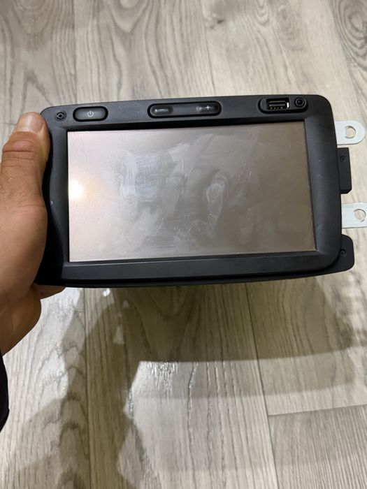 Навигация за Дачия Логан