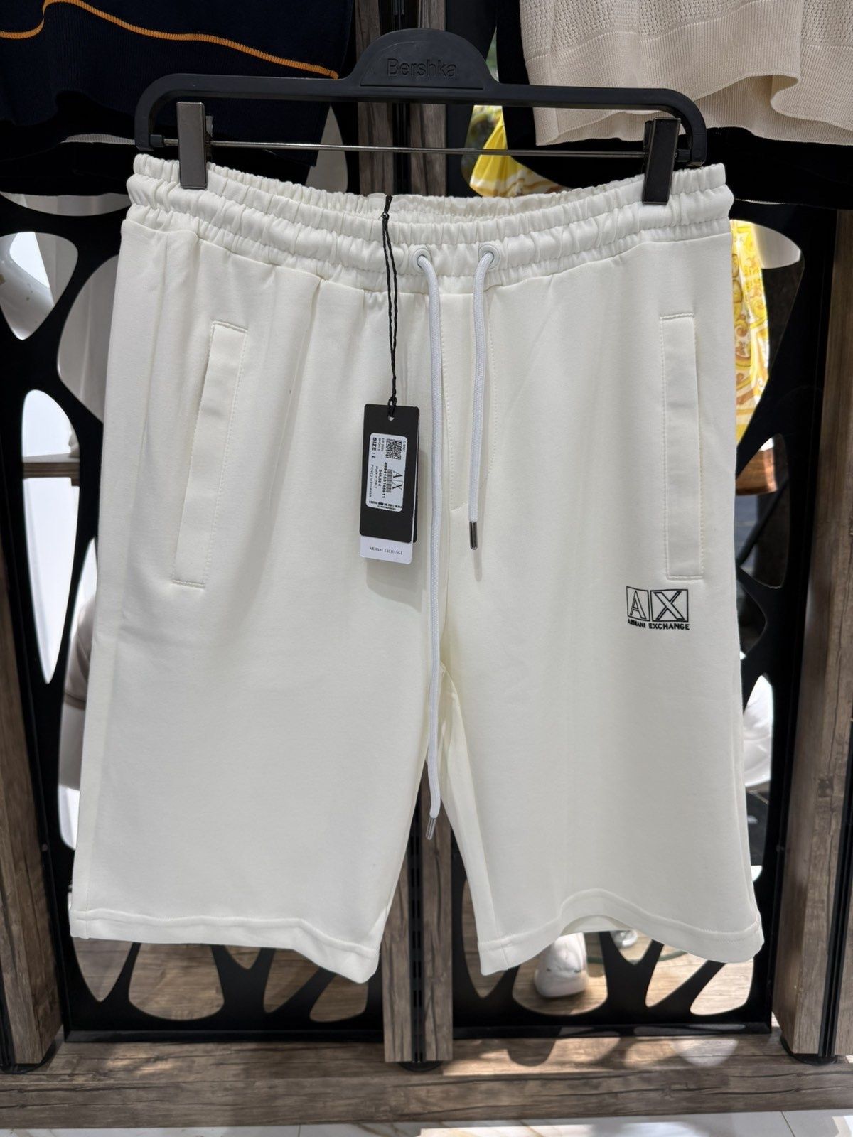 Нови модели къси панталони-Armani Exchange, Hugo,BOSS,Lacoste