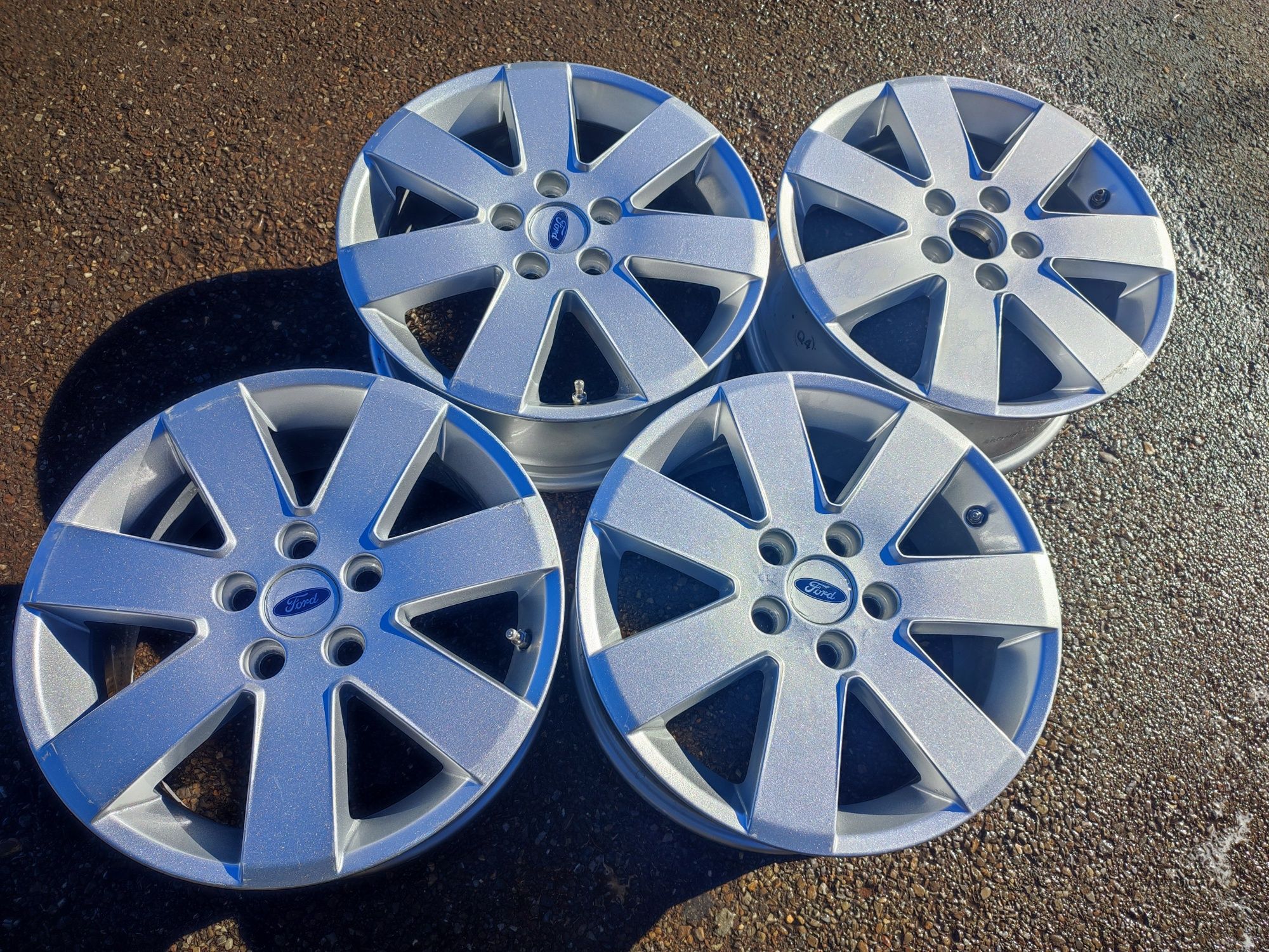 16" оригинални алуминиеви джанти за Ford Mondeo, Focus...