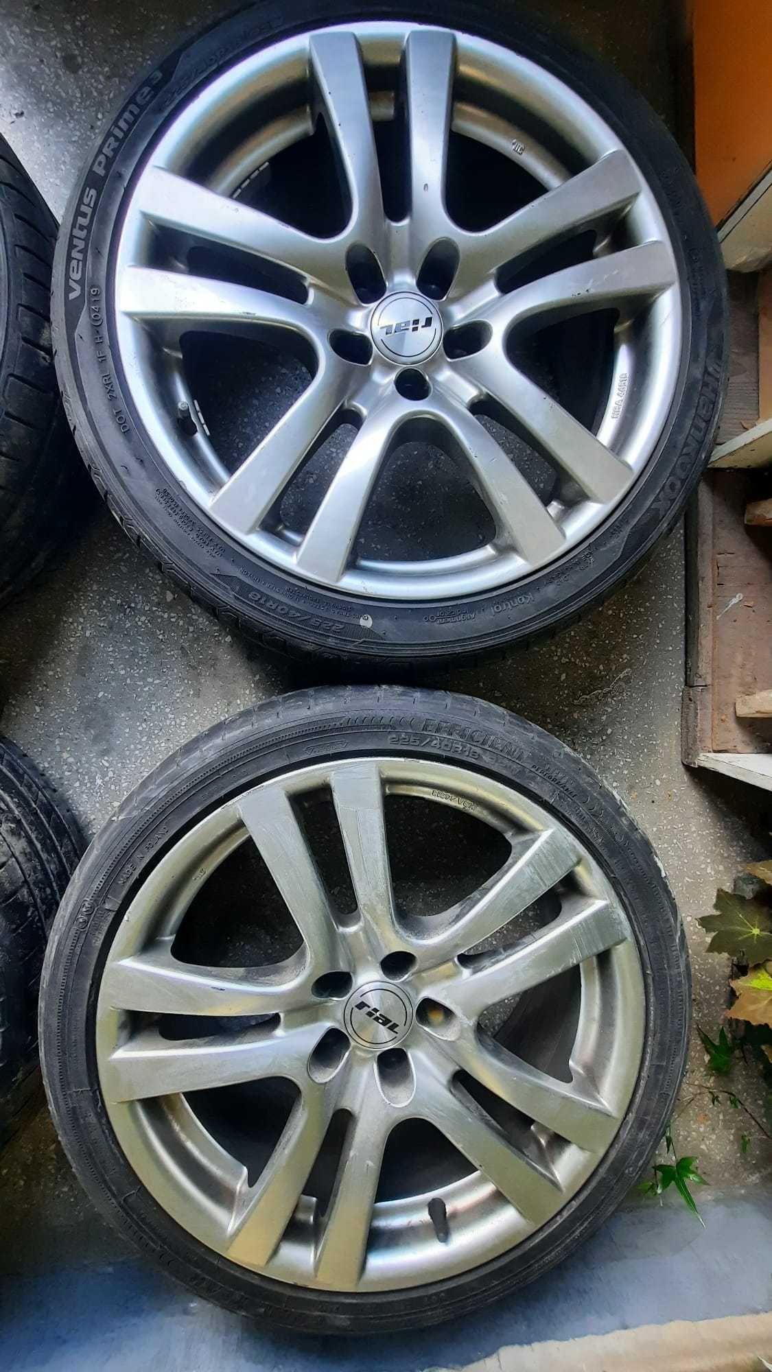Roți magneziu cu cauciucuri de vara 225/40/18 pentru vw ,seat,skoda,