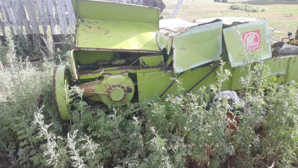 Пресподборщик claas
