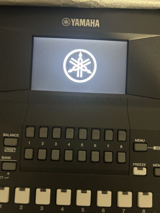 Vand/schimb Sx 600 in garantie