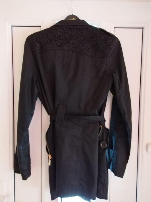 Trench negru damă