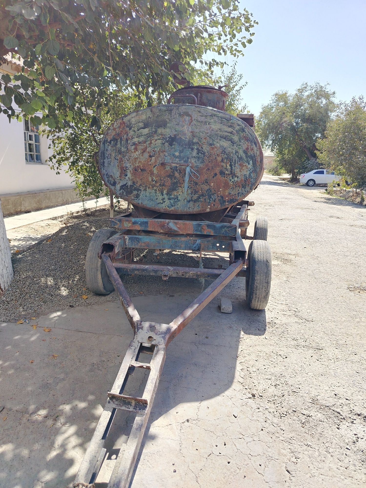 Suv bochka. Ichimlik suvi uchun
