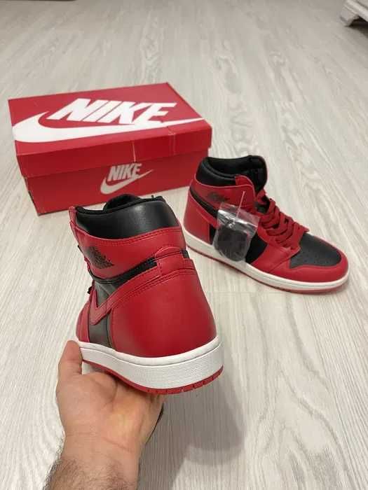 Jordan 1 High "Varsity Red" Produs Nou cu cutie / Unisex