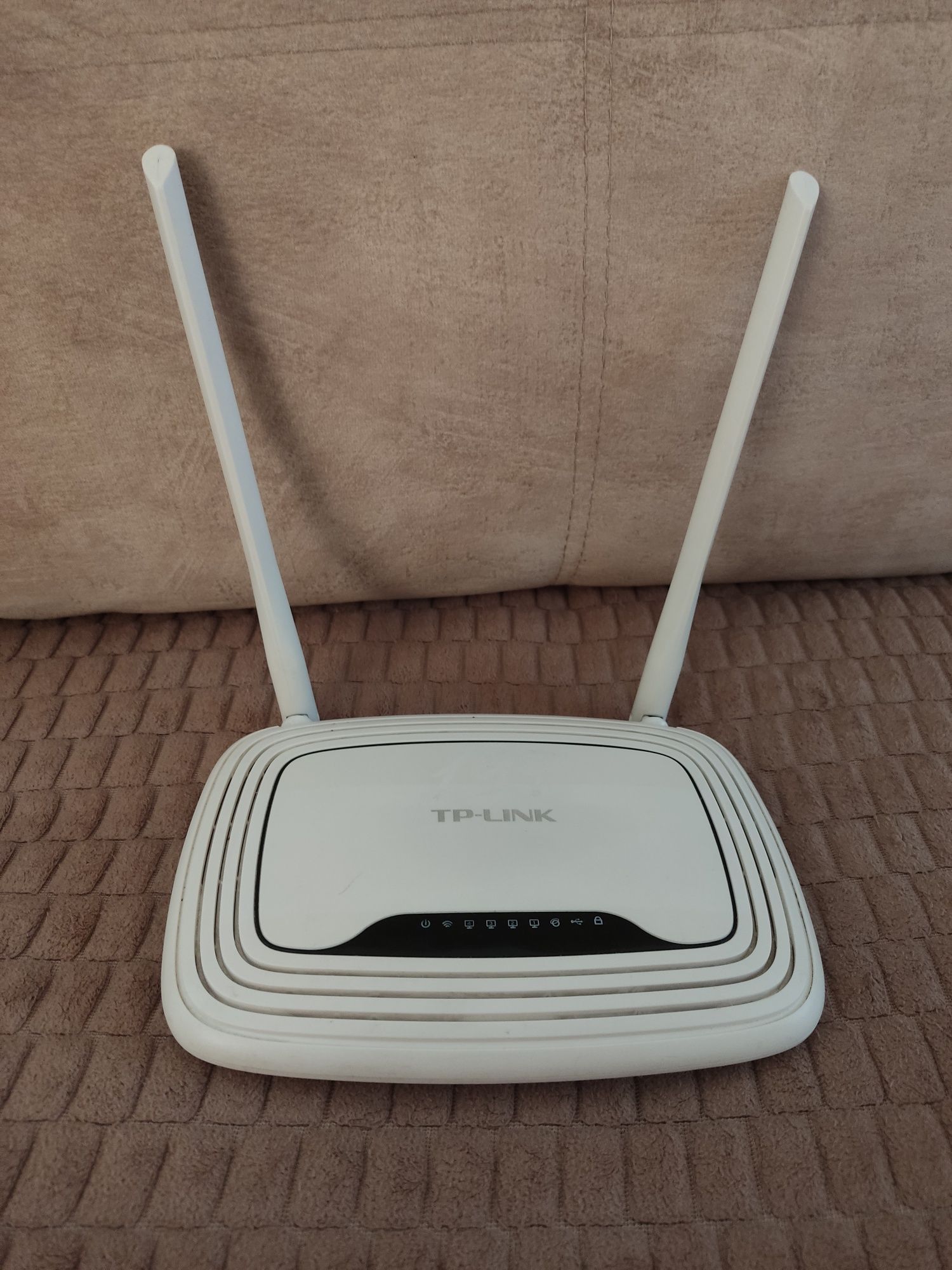 Маршрутизатор (роутер) TP-Link TL-WR842N(RU)