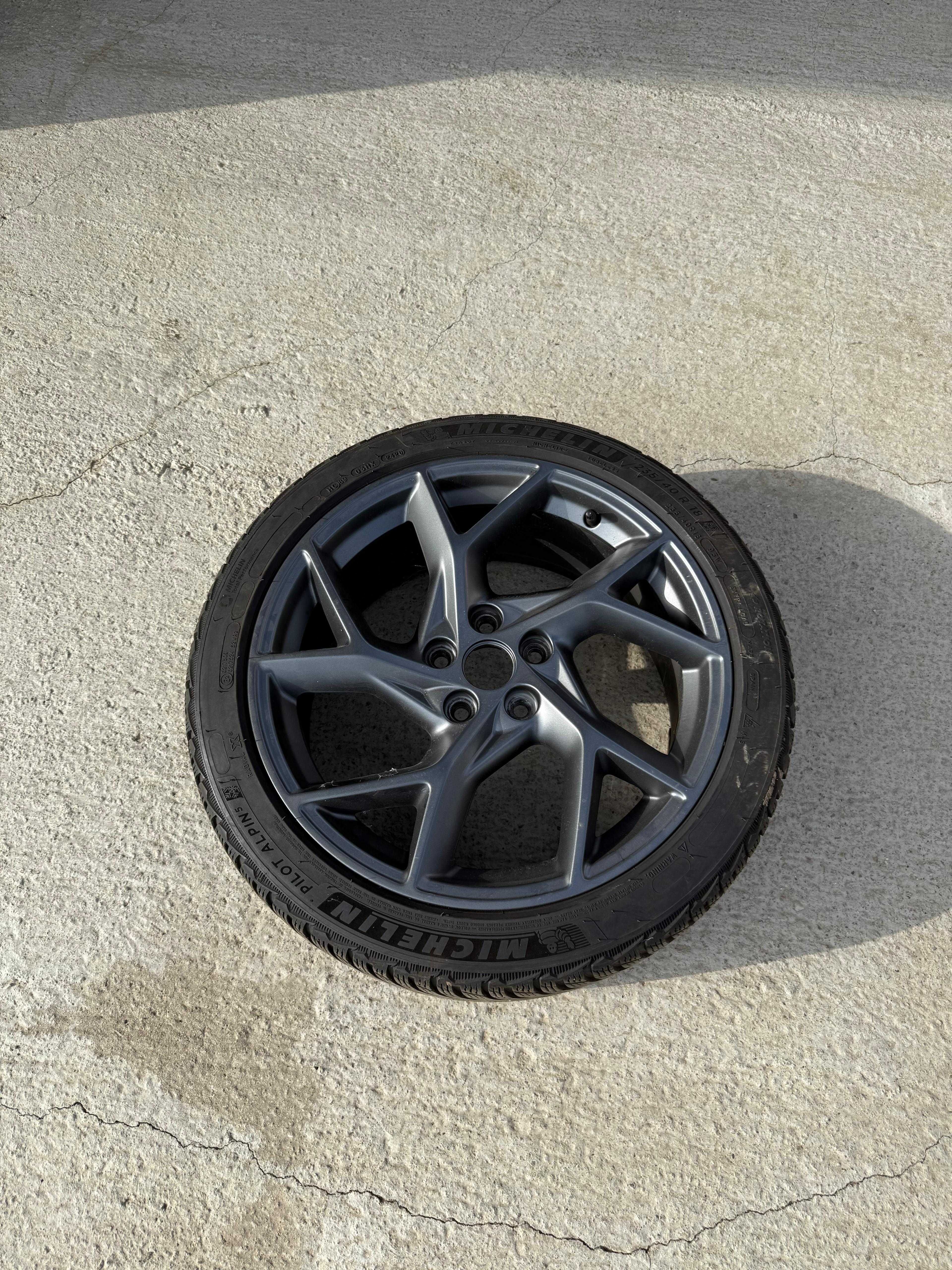 Roti de iarna complete Ford Focus ST Mk.4 18"