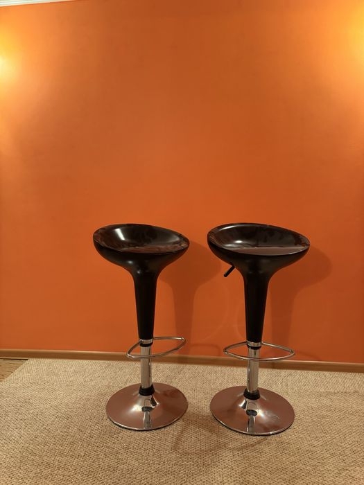 Барные стулья 2 шт