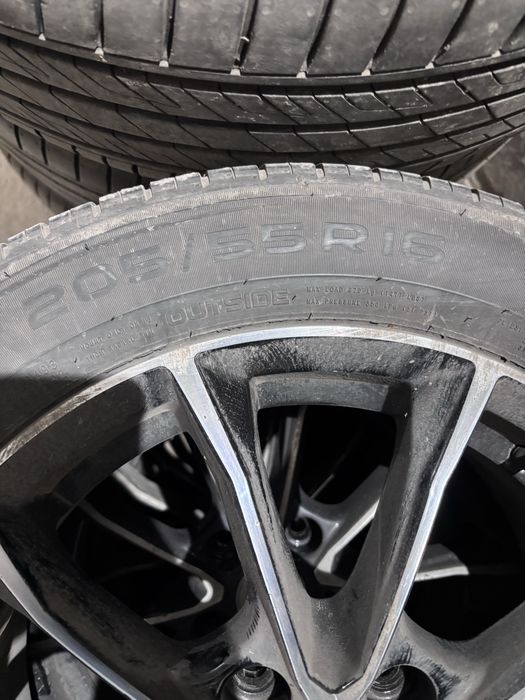 Продам диски с резиной на 16