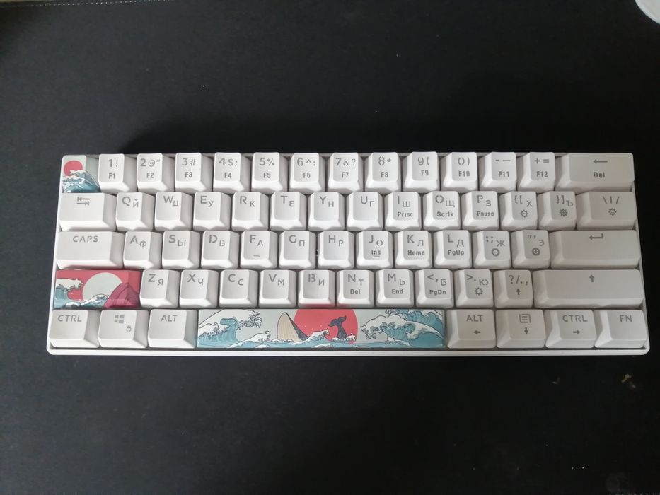 Клавиатура Tanto rgb с кастомными кейкапами