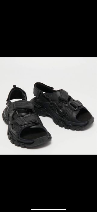 Sandale barbati Balenciaga marimea 41