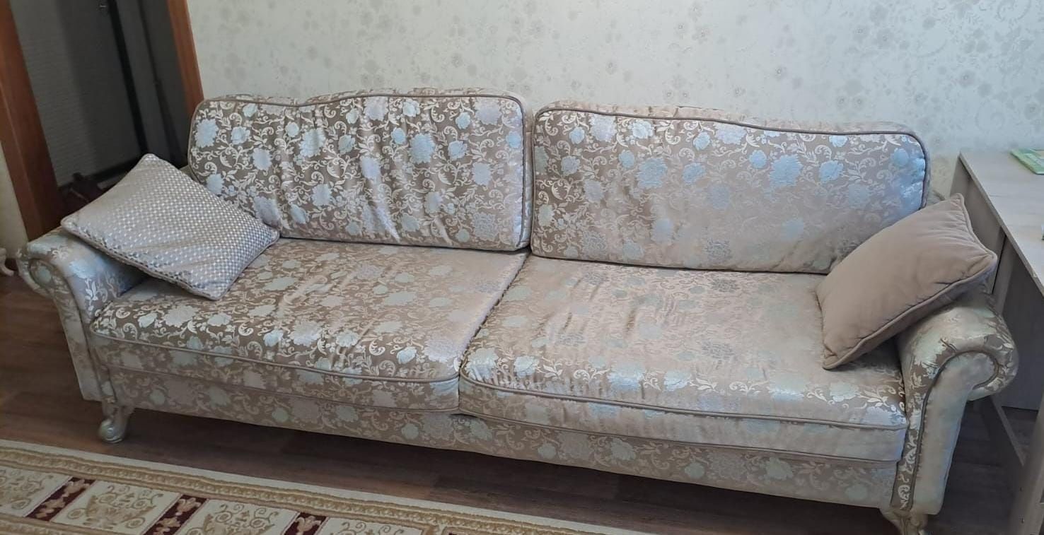 Продаю диван состояние отличное