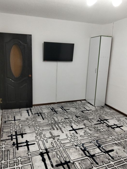 Продаётся 2 комнатную квартиру  2/4/4 Чиланзар улица Лутфий