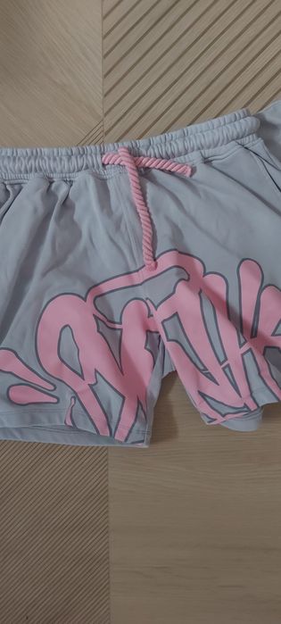 Compleu syna world nou