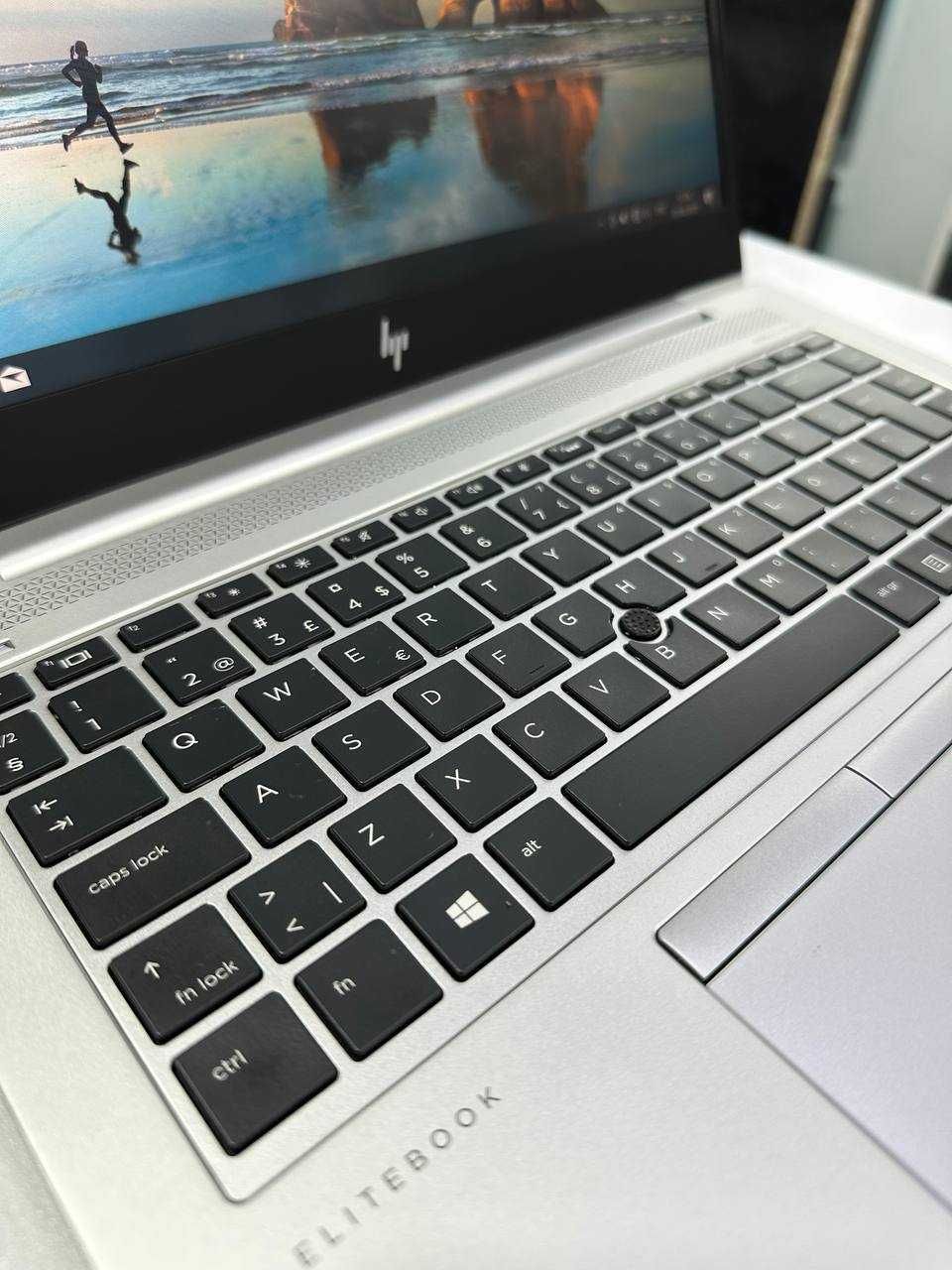 HP EliteBook super zaryad 5 soat