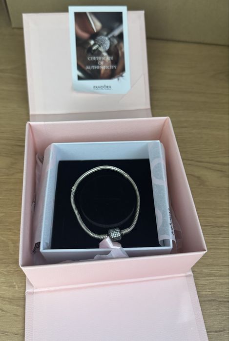 Оригинальный браслет Pandora — идеален для подарка!