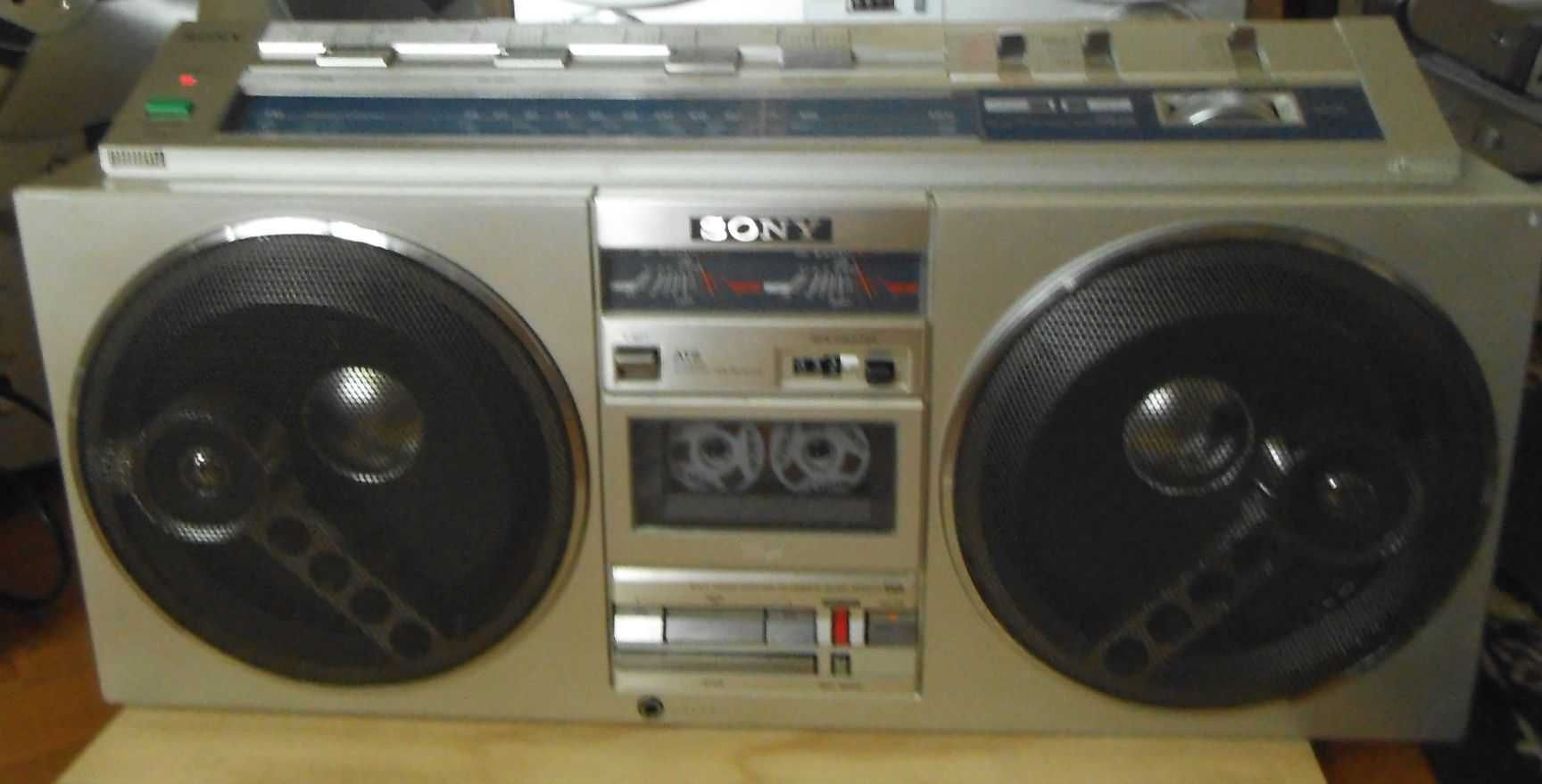 RADIO CASETOFON SONY CFS-77L Stereo Cassette Corder 20cm Woofers
