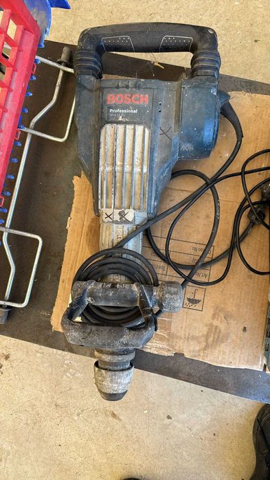BOSCH GSH 11 VC Ciocan demolator SDS-max 1700 W, 23 J, defect