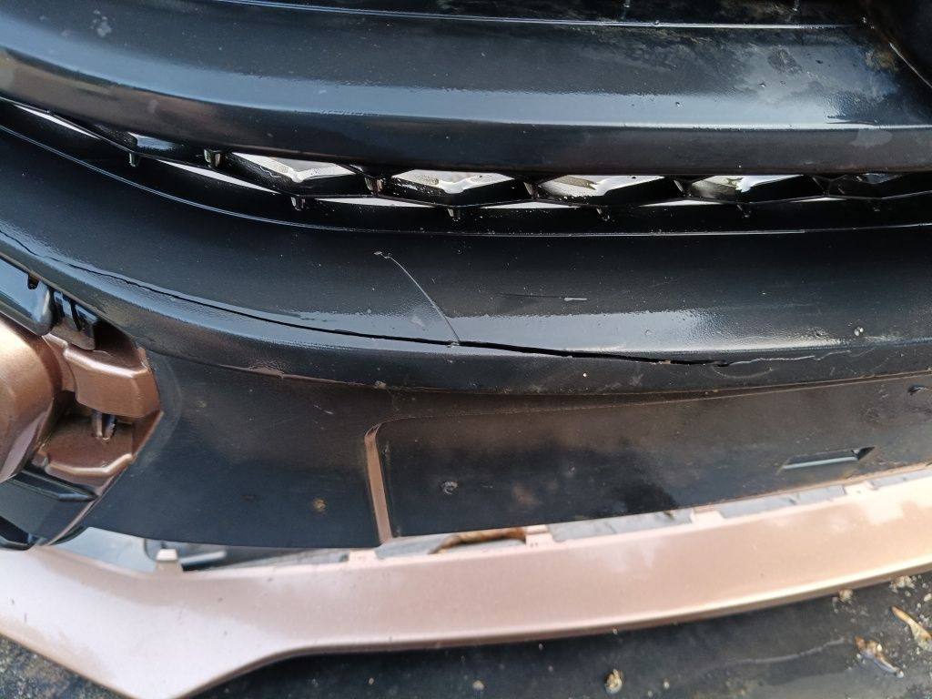 Бампер на lada xray