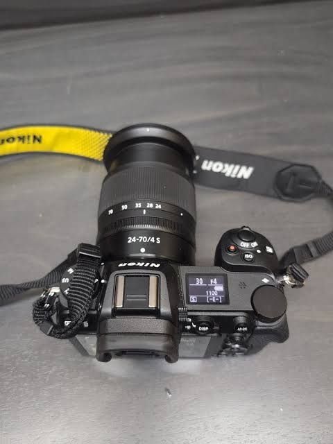 Nikon z 6 с обектив