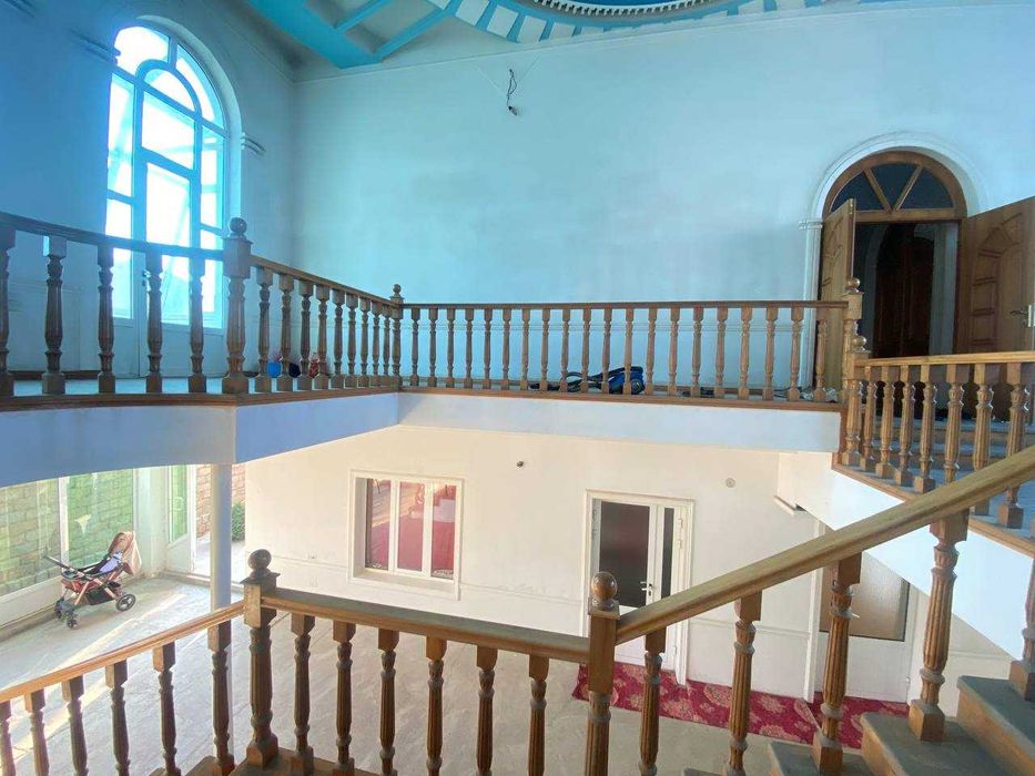 продам дом Алмазарский район, махалла Майкурган 8 соток, фасад 22 м.