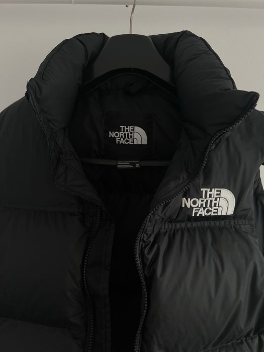 Vesta originala The North Face cu pene si puf