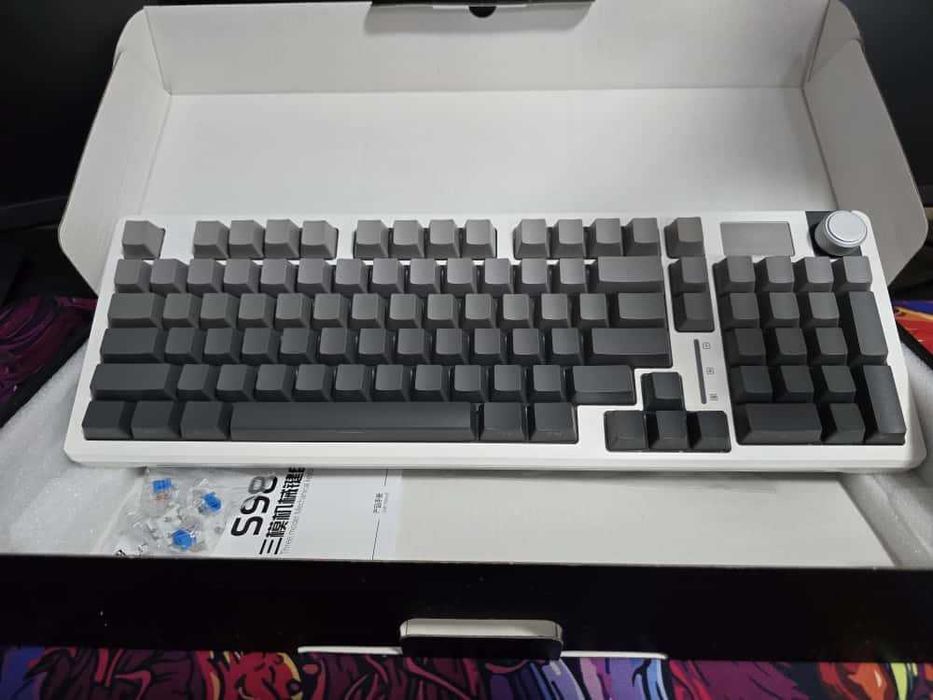 Tastaturi mecanice AULA S98 – RGB, gasket mount, hot-swap, layout 98%