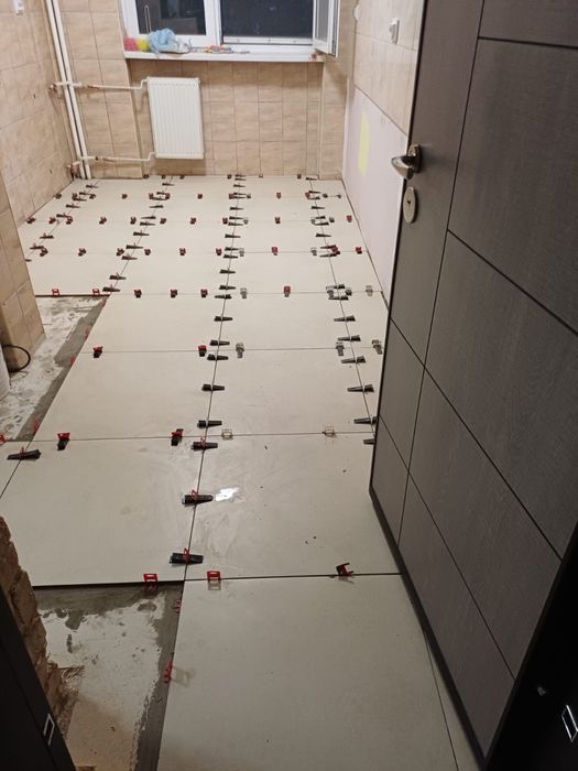 Execut finisaje interioare