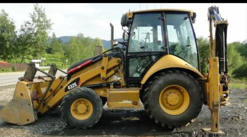 Экскаватора 3в1,Гидромолот , камаз ,хова, 3в1  трактор