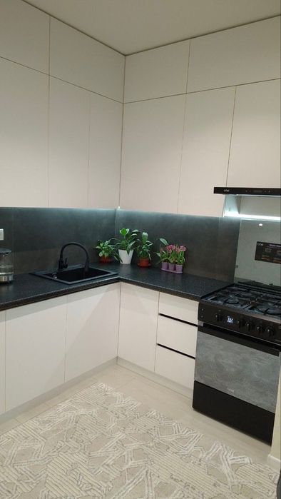 Квартира 4/3/5 М. Ашрафий  евро ремонт