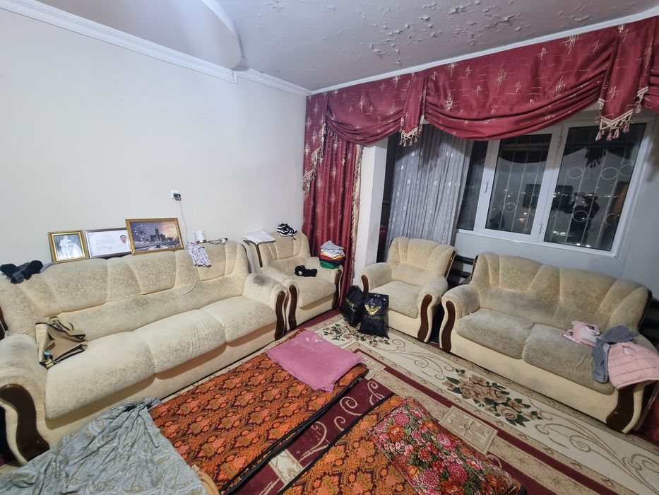 Divan va kreslo 4 talasi  1 millon som