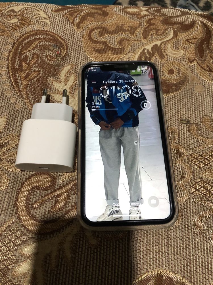 IPhone 11 128 gb sotiladi aybi yoq hamajoi radnoy ocilmagan