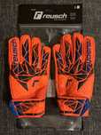 Детски вратарски ръкавици Reusch Kids Attrakt Starter Solid