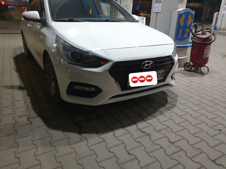 Hyundai accent Бампер передний бампер оригинал поколение (HC)