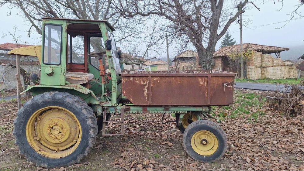 Продавам самоходно шаси Т16 М