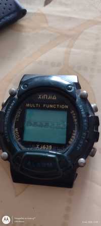 Ceas electronic DEFECT !  cu alarma , data , etc