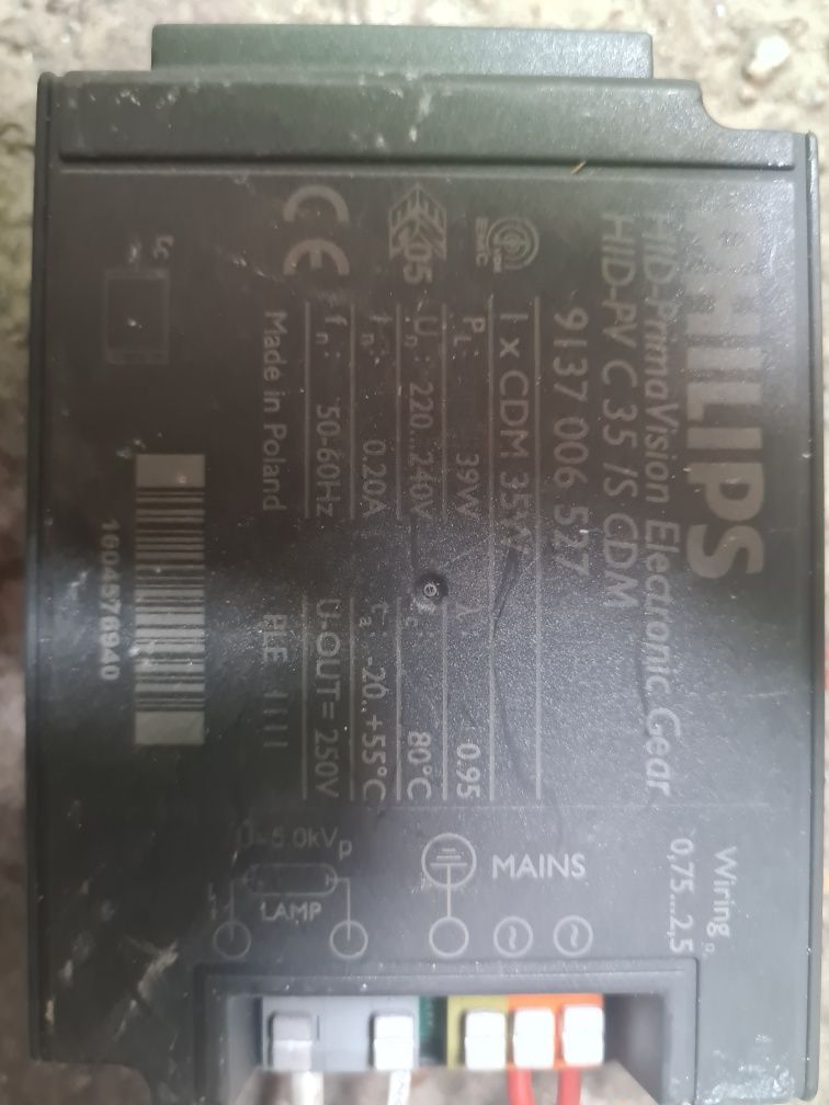 15 spoturi tavan 18cm