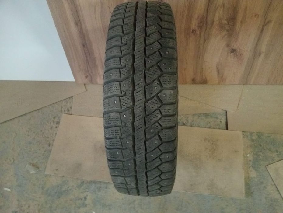 Продам на четырнадцать шины