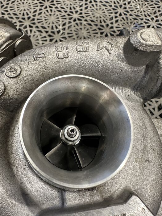 Turbina 504203413 Iveco Daily motor 2.3 HPI an 2007 - 2011