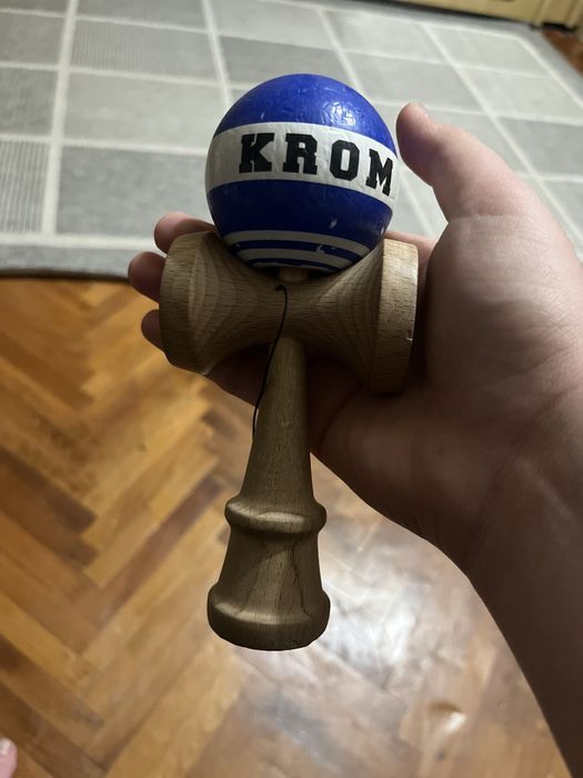 Kendama krom strogo UNICA