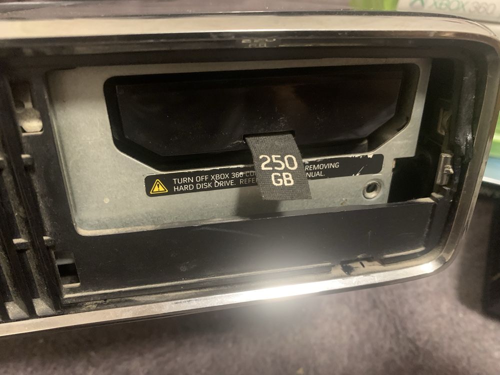 Vand xbox 360 s 250gb