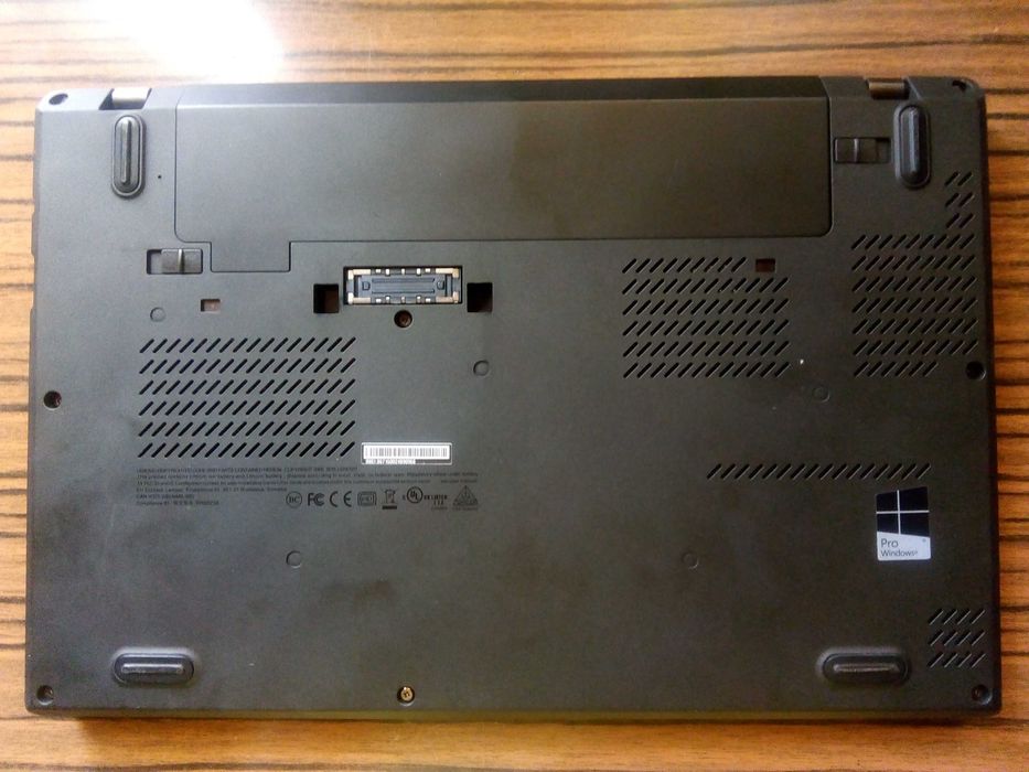 Laptop Lenovo ThinkPad X260, i5-6300U 2,40 GHz, 12,5" HD.