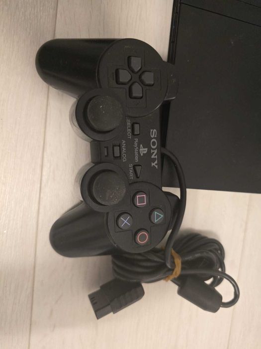 Sony Playstation 2 Slim (PS2), 2 Controllere