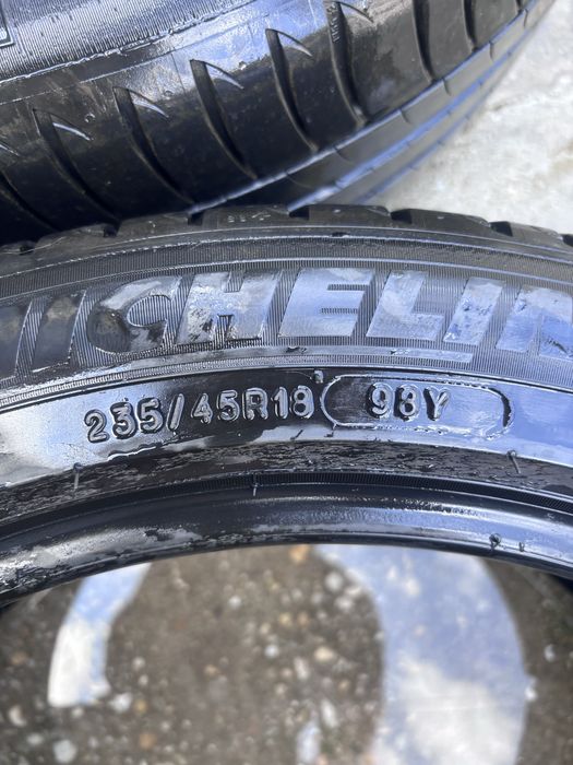 Anvelope vara 235 45 18 Michelin