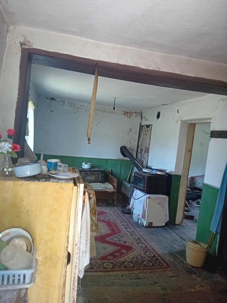 Продавам къща в гр. Бойчиновци