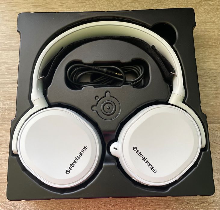 Слушалки SteelSeries Arctis 3