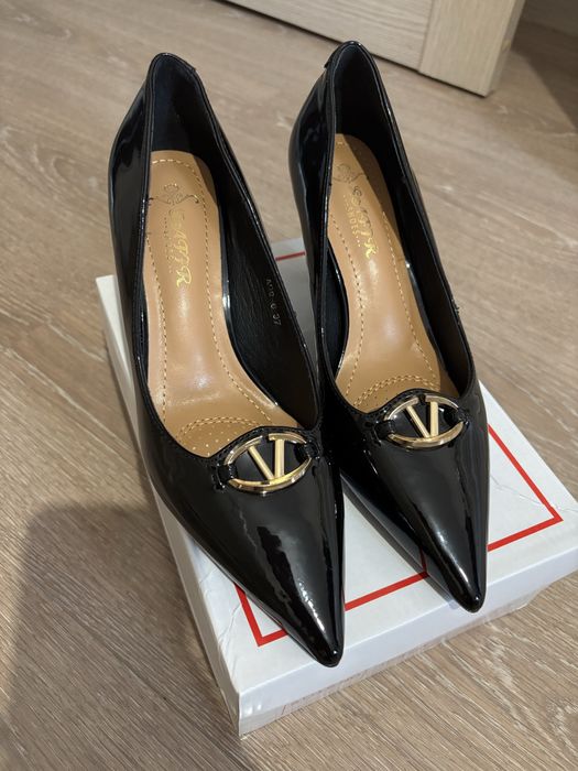 Лакированный туфли