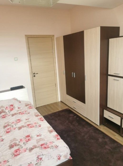 Продава се Тристаен апартамент в София, Център - 72 кв.м за 2084 €/кв.м - Снимка #6