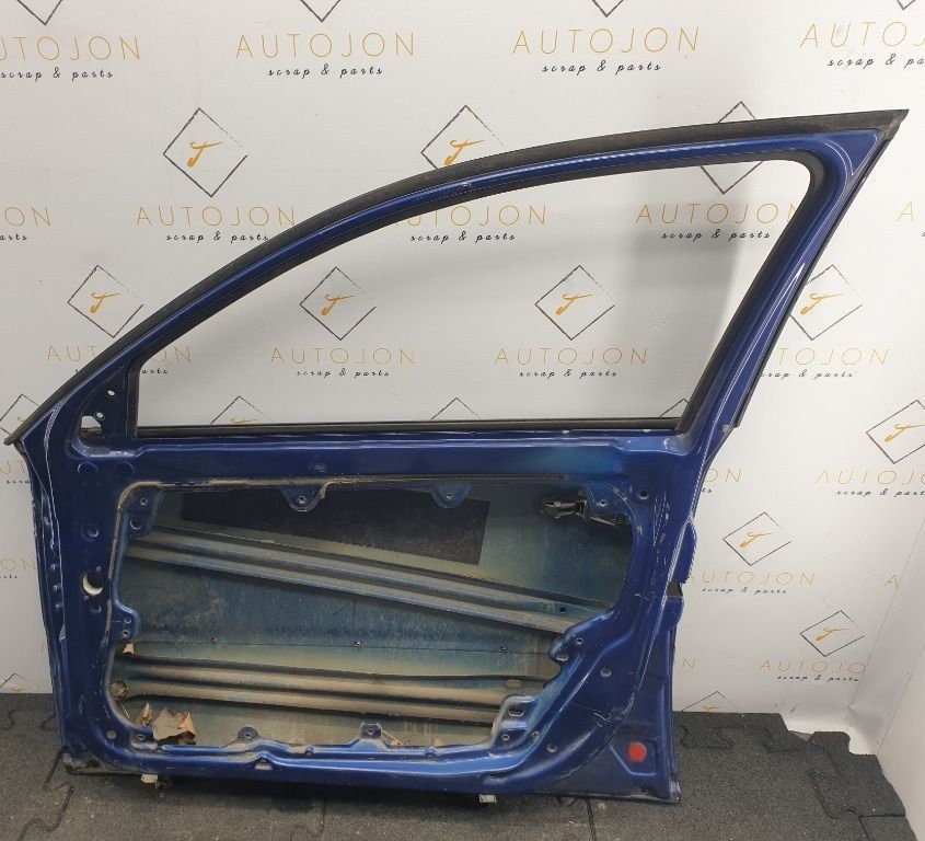 Usa dreapta fata VOLKSWAGEN PASSAT Estate 3B5 1997 - 2001 1.9 TDI AVB 3B4831052BE
